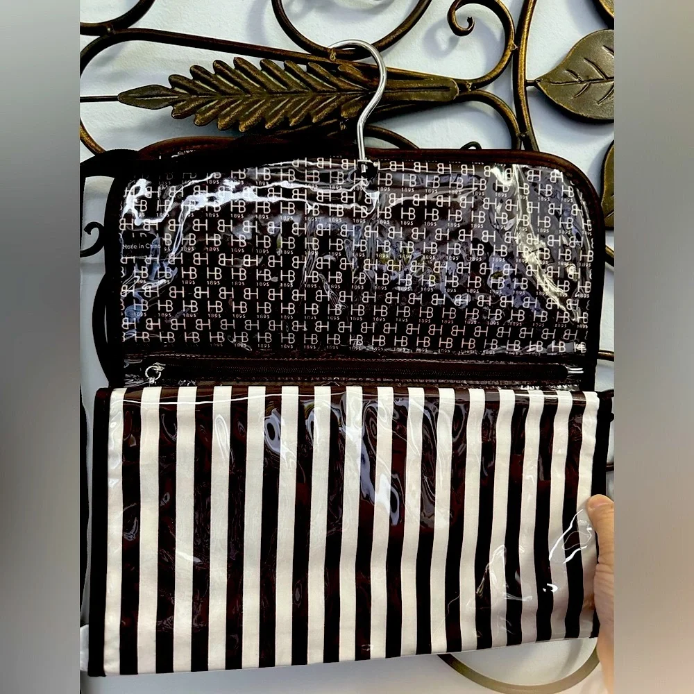 NWT Rare Henri Bendel Jewelry Roll in Iconic Brown/White Stripe Pattern